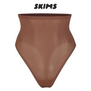 🌷NWOT SKIMS Summer Sheer Sculpt Thong Shapewear in Jasper